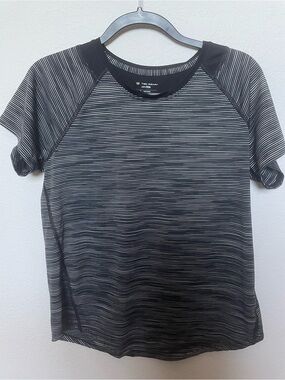 tek gear Black and White Striped Performance Tee Medium